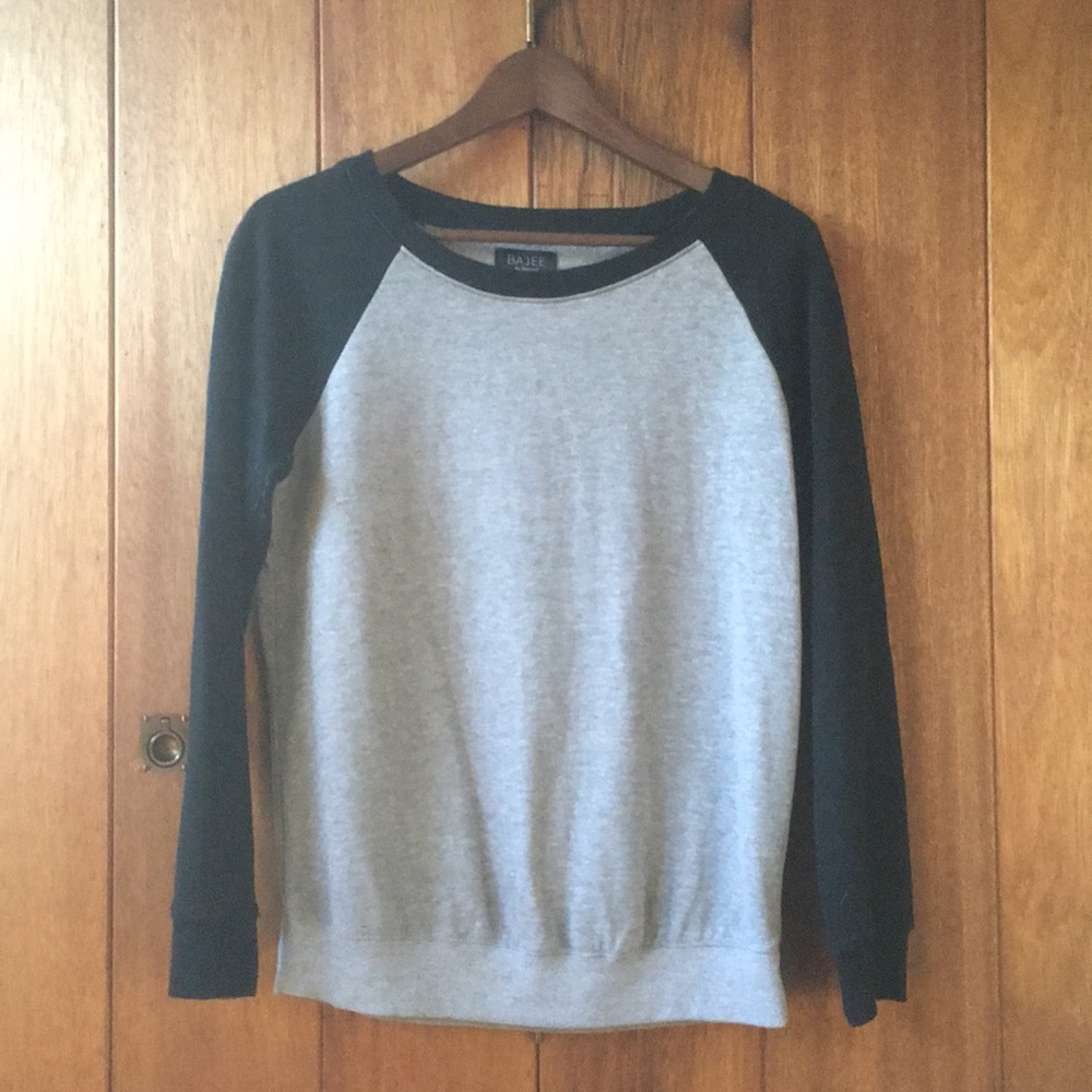 Round neck henley sweatshirt - Picture 1 of 3